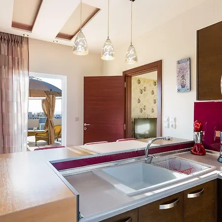 Estella Deluxe Rethymno